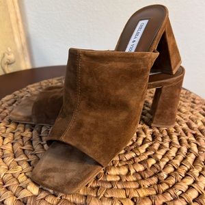 NWOB Chelsea and Violet brand. Super soft leather upper. Warm brown color.